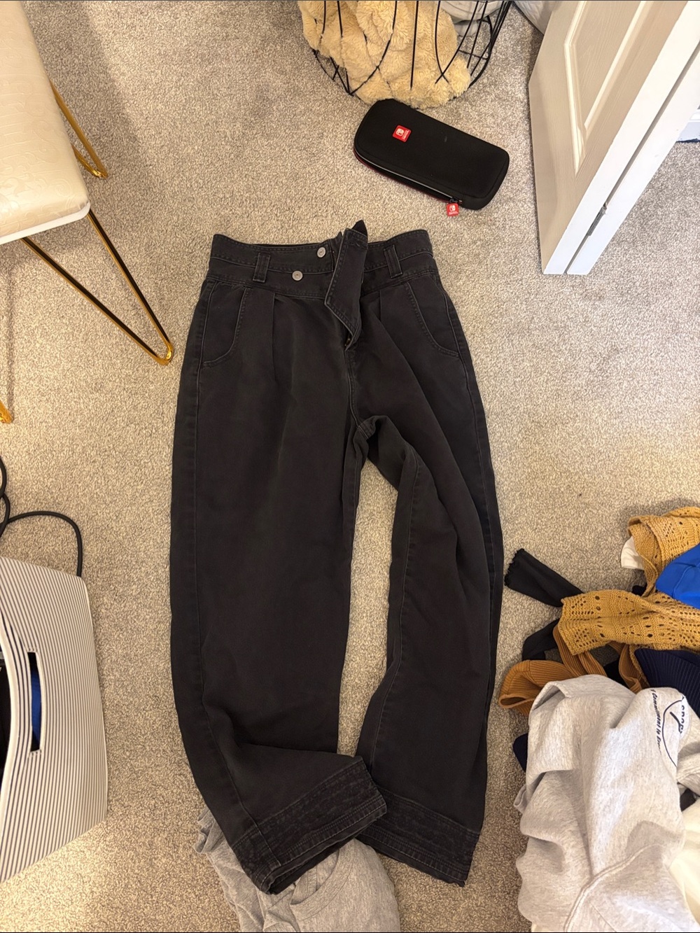 Stranger things x Levi 80s style jeans